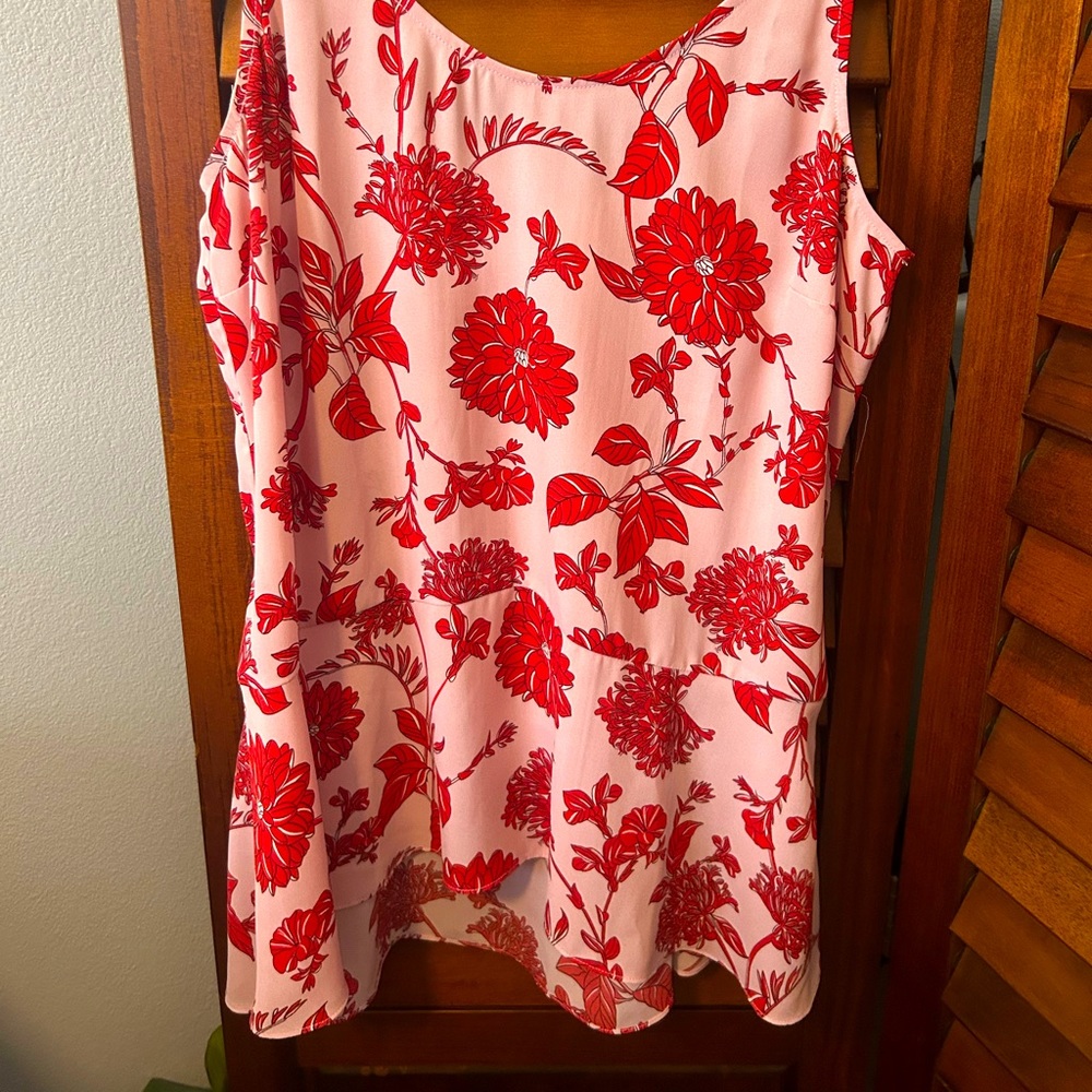 Gorgeous Cabi camisole!